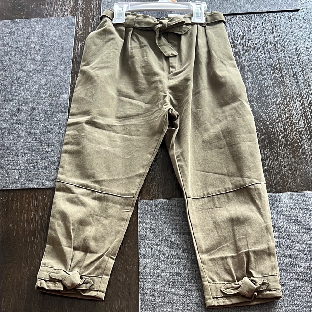 Fashion nova pants olive green